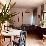 Apartament Repuelohal Apartmanhaz