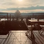 Repuelohal Apartmanhaz *