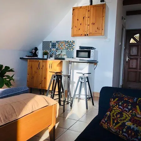 Repuelohal Apartmanhaz