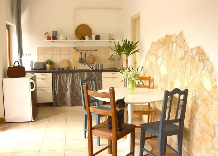 Repuelohal Apartmanhaz Daire