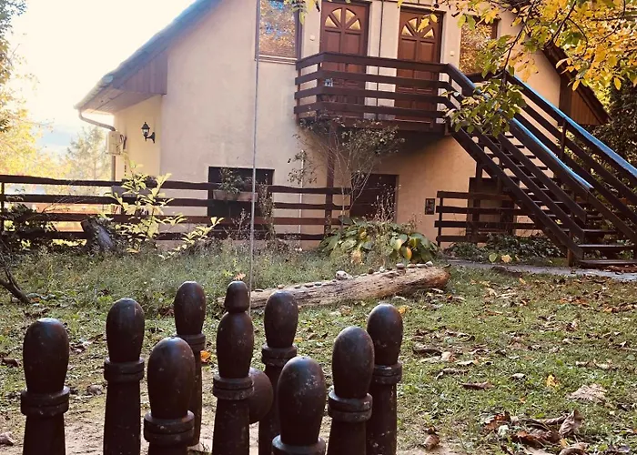 Repuelohal Apartmanhaz * Zebegény