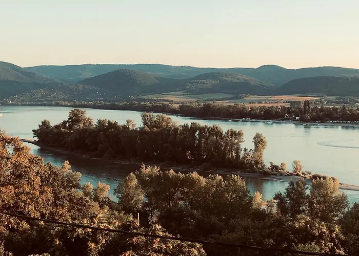 Daire Repuelohal Apartmanhaz Zebegény